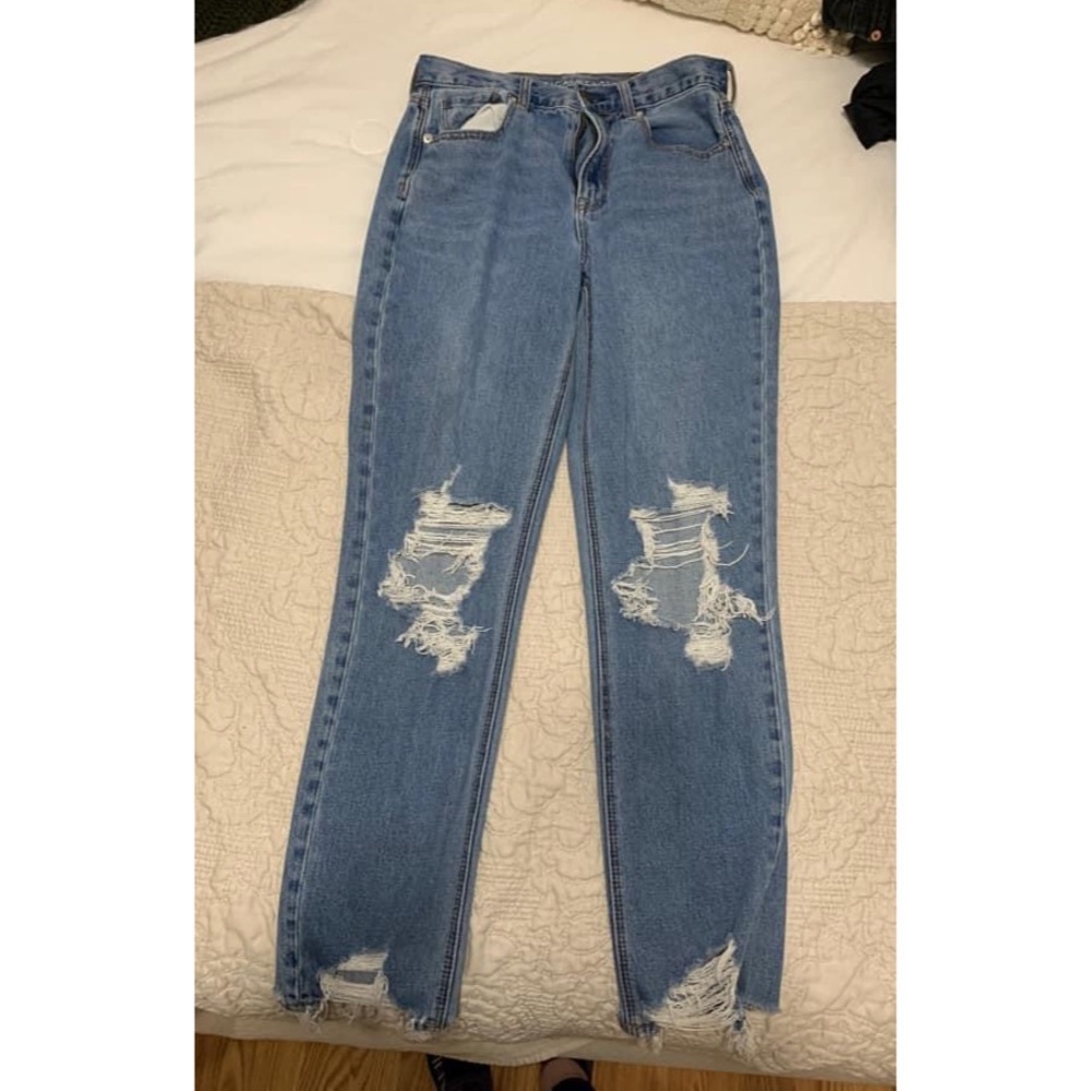 American Eagle Distressed Mom Jeans